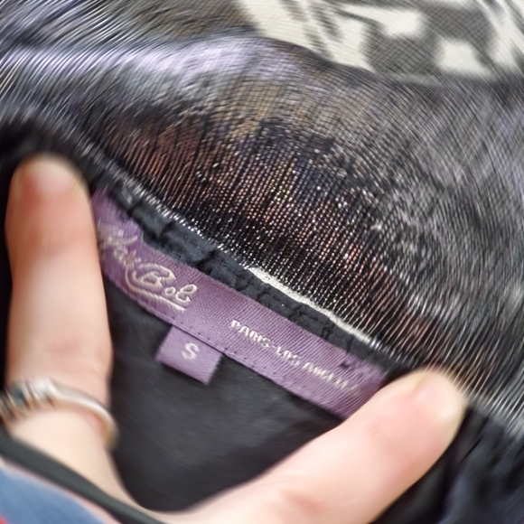 Hale bob silk top ๐ฝ - Picture 4 of 5